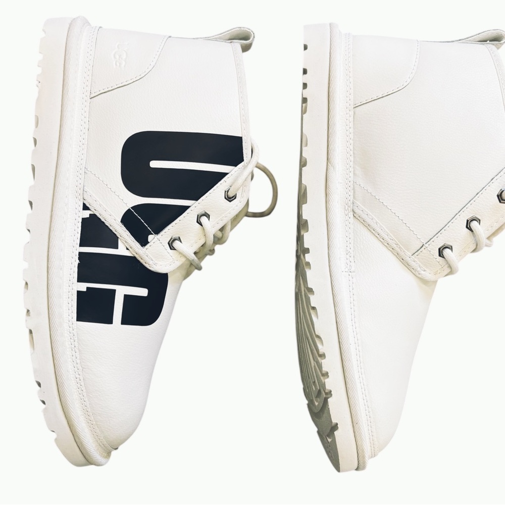 (M) UGG White/Black - Picture 6 of 10